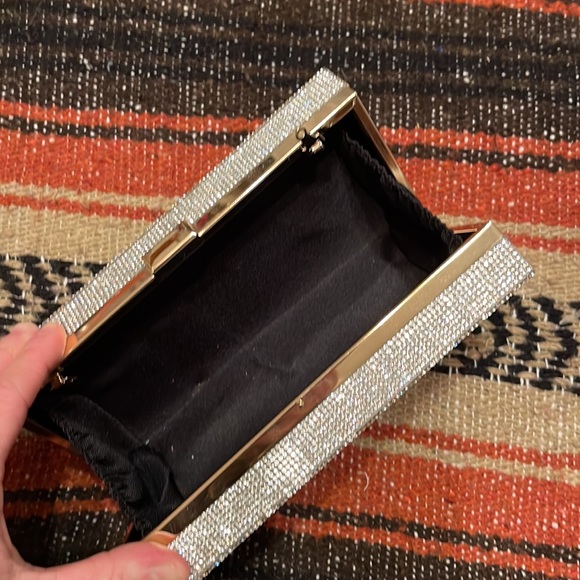 Queen of Hearts Sparkly Clutch - Picture 2 of 3